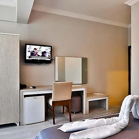 Side Gunes Manavgat